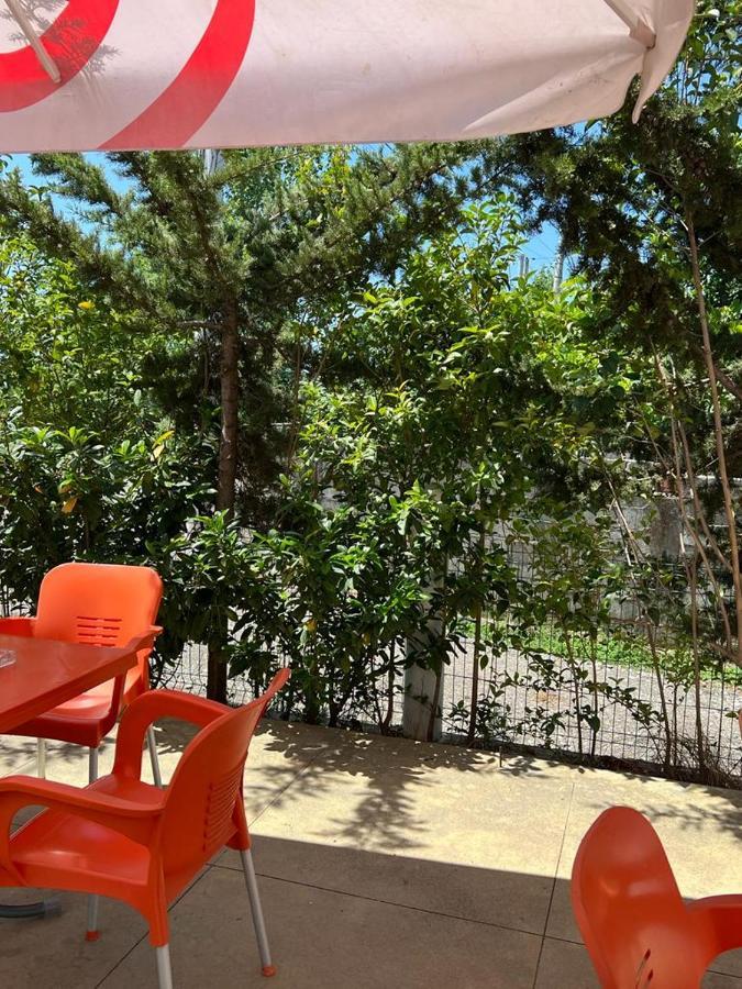 Guest House Andersoni Dhoma Plazhi Andersoni Shen Ded Gjoni Exterior foto