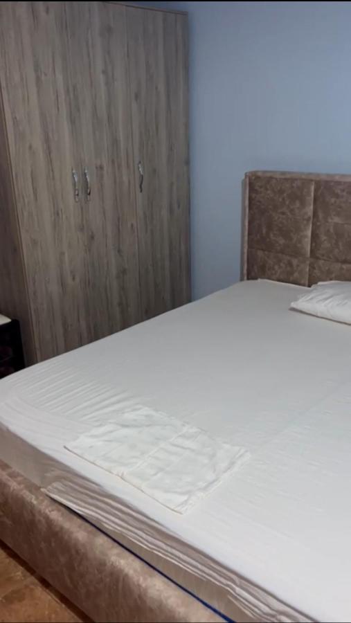 Guest House Andersoni Dhoma Plazhi Andersoni Shen Ded Gjoni Exterior foto