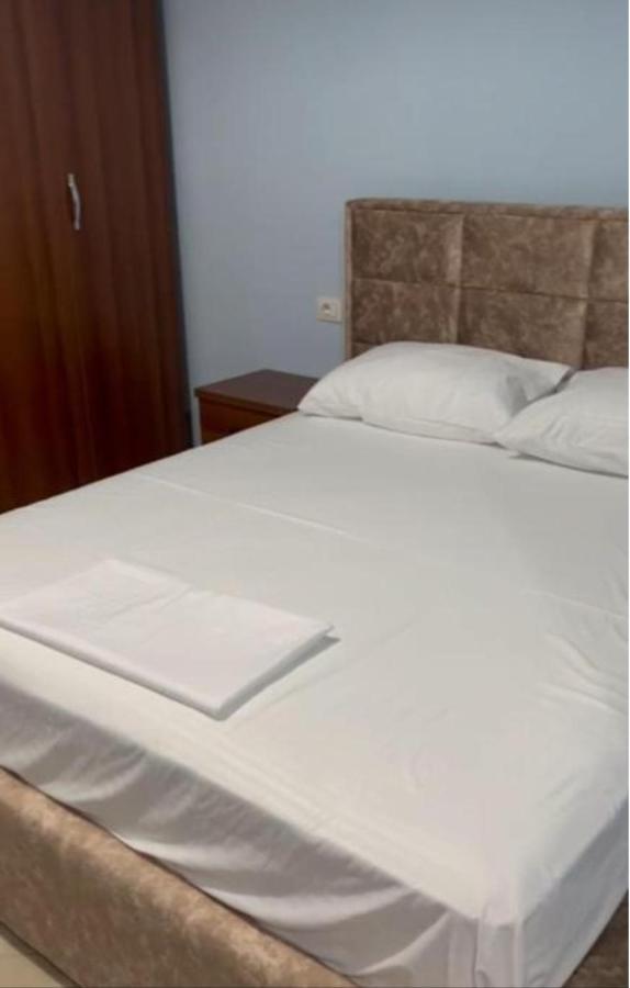 Guest House Andersoni Dhoma Plazhi Andersoni Shen Ded Gjoni Exterior foto